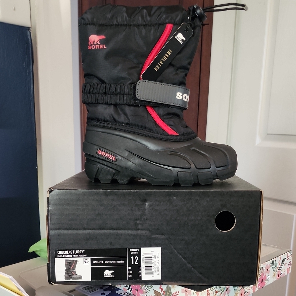 Sorel Kids Boots - Black and Red